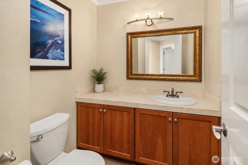 Property photo for 6404 Ne 181st Street #b, Kenmore photo 12