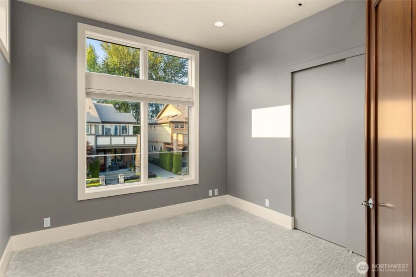 Property photo for 1211 N 42nd Place, Renton photo 25