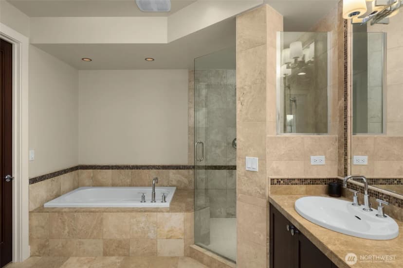 Property photo for 1211 N 42nd Place, Renton photo 21