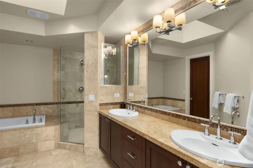 Property photo for 1211 N 42nd Place, Renton photo 20