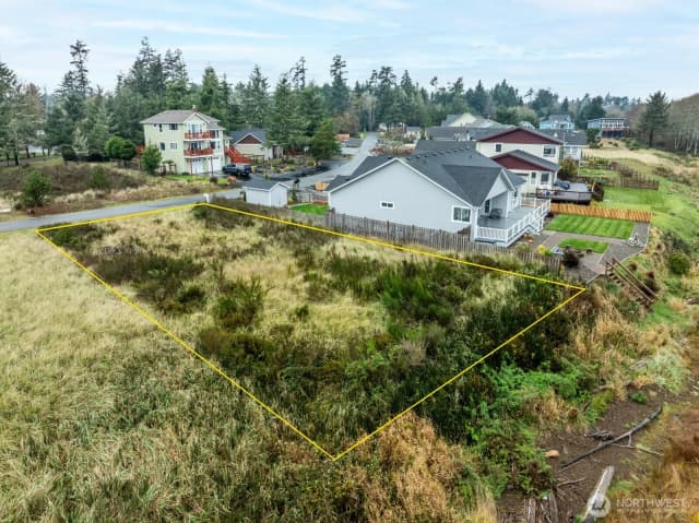 Property photo for 130 Sunrise Avenue Se, Ocean Shores photo 4