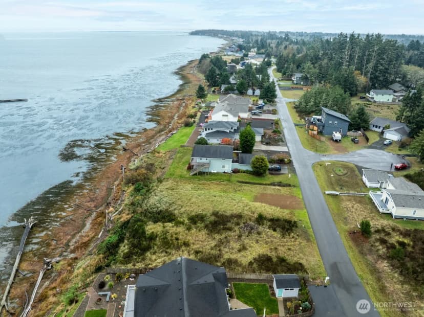 Property photo for 130 Sunrise Avenue Se, Ocean Shores photo 7