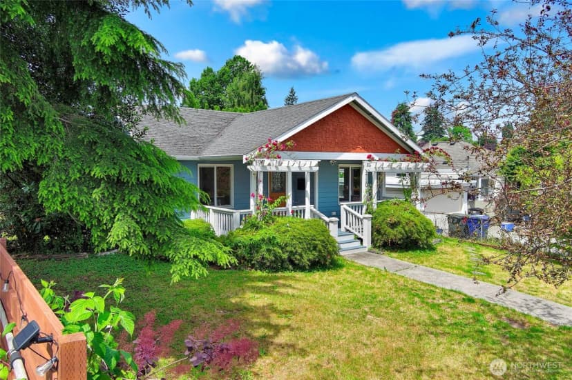Property photo for 1710 Maple Street, Everett