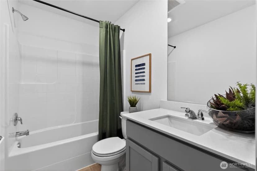 Property photo for 34084 Emerald Ridge Avenue Se, Black Diamond photo 23