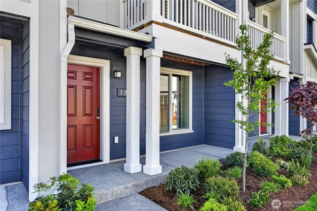 Property photo for 34084 Emerald Ridge Avenue Se, Black Diamond photo 4
