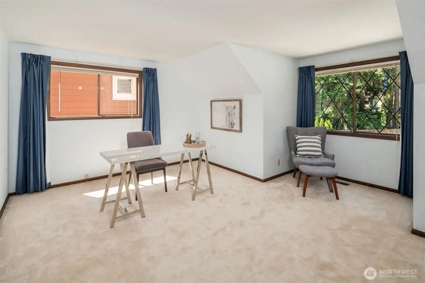 Property photo for 2302 126th Avenue Ne, Bellevue photo 24