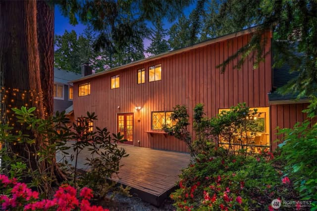 Property photo for 2302 126th Avenue Ne, Bellevue photo 2