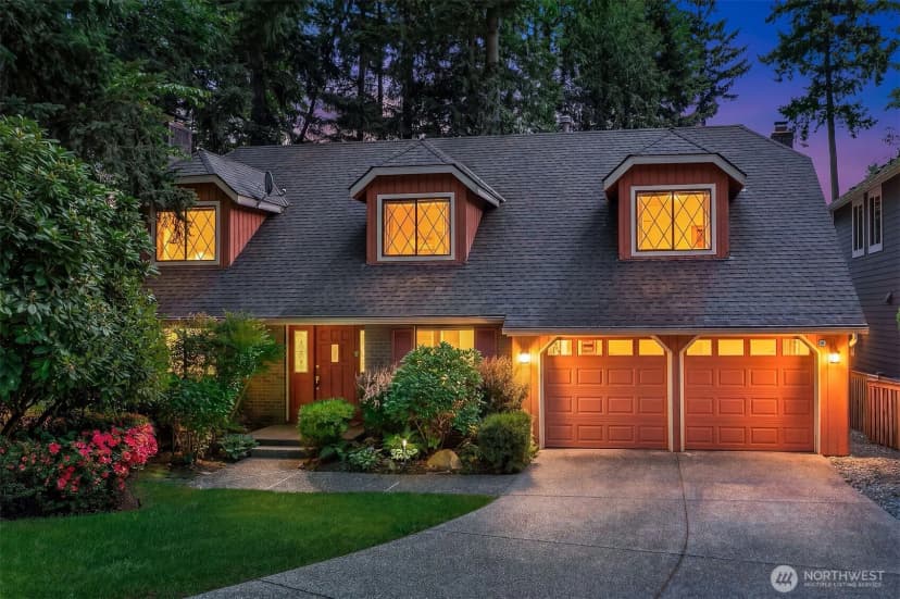 Property photo for 2302 126th Avenue Ne, Bellevue