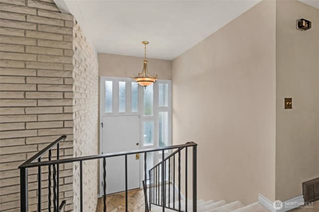Property photo for 19122 34th Place S, Sea Tac photo 3