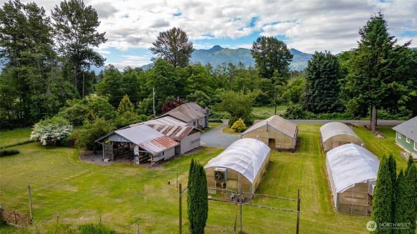 Property photo for 30135 Lyman Hamilton Hwy, Sedro Woolley photo 29