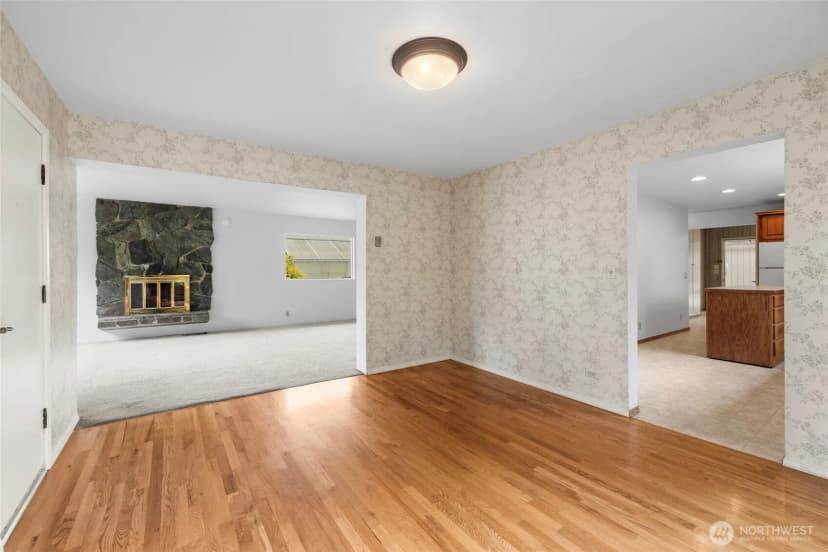 Property photo for 30135 Lyman Hamilton Hwy, Sedro Woolley photo 8