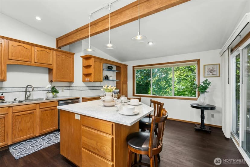 Property photo for 5221 120th Avenue Se, Bellevue photo 6