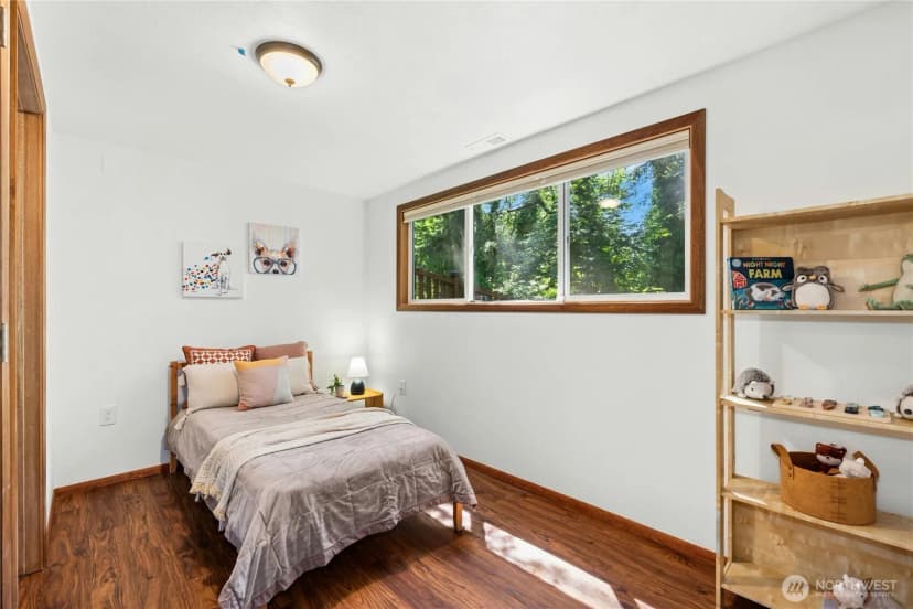 Property photo for 5221 120th Avenue Se, Bellevue photo 24