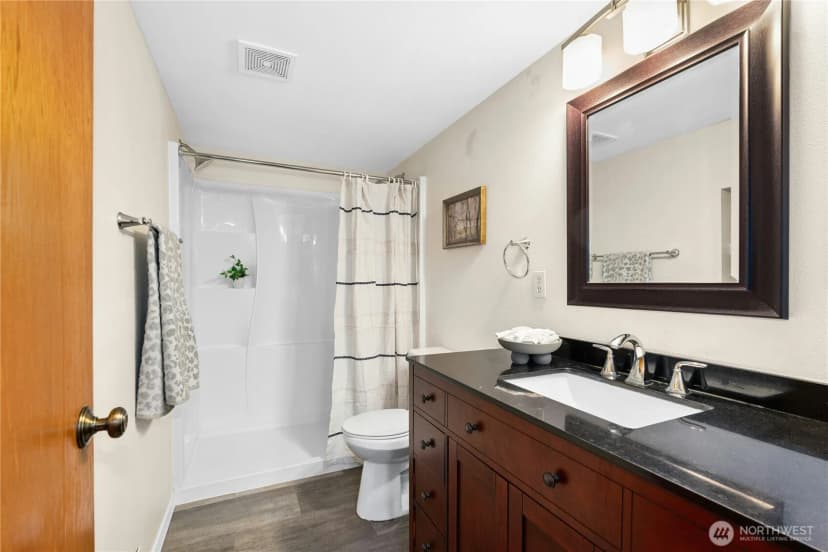 Property photo for 5221 120th Avenue Se, Bellevue photo 23