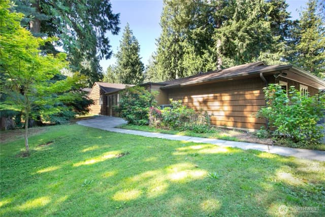 Property photo for 450 Wood Creek Drive, Lynden photo 4