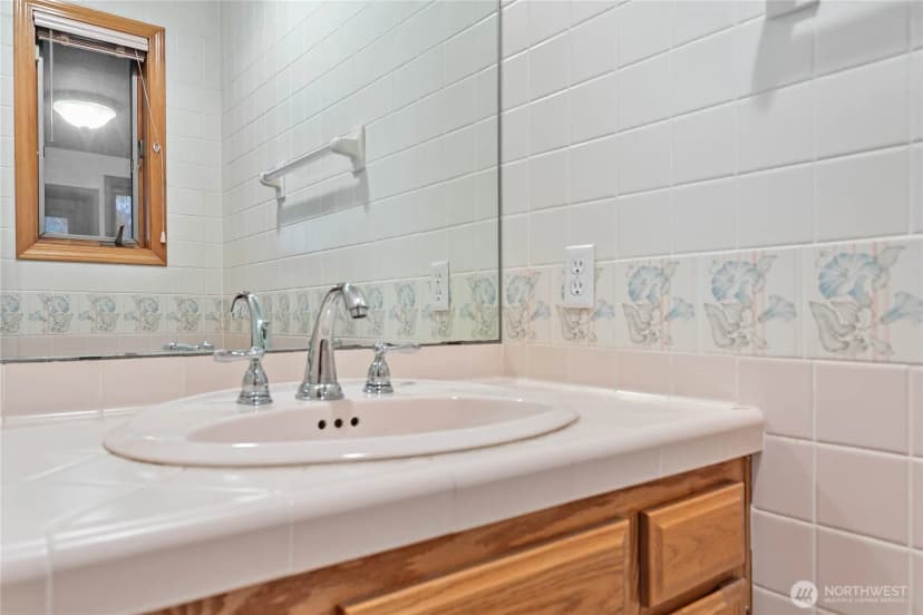Property photo for 450 Wood Creek Drive, Lynden photo 19