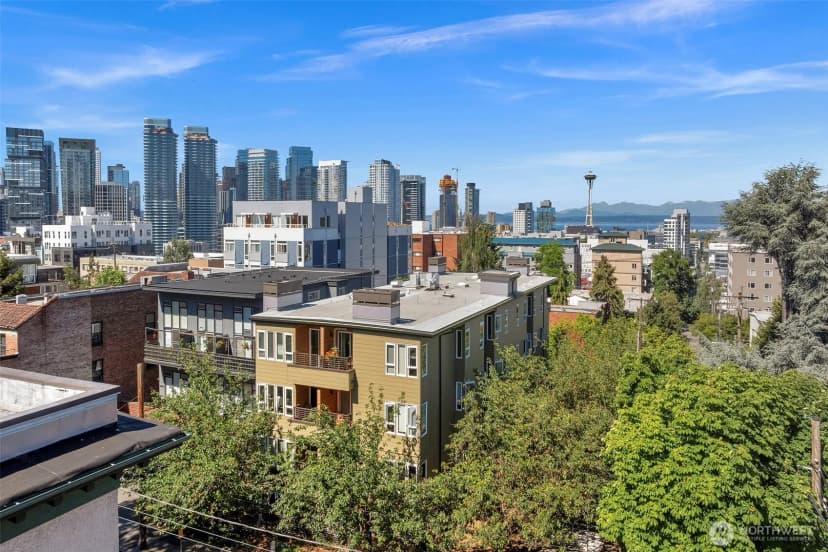 Property photo for 435 Summit Avenue E #402, Seattle photo 33