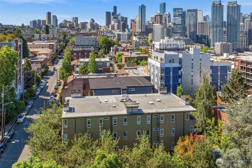 Property photo for 435 Summit Avenue E #402, Seattle photo 29