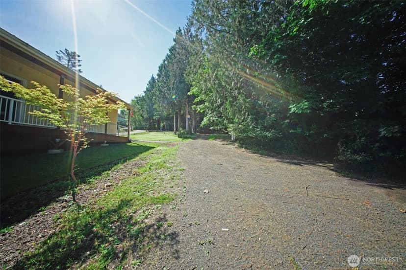Property photo for 1840 Se Crescent Drive, Shelton photo 13