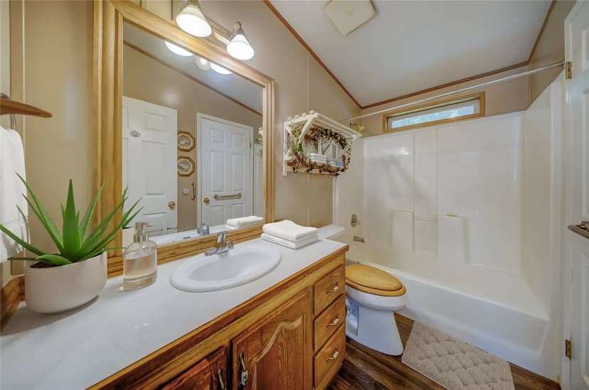 Property photo for 1840 Se Crescent Drive, Shelton photo 30