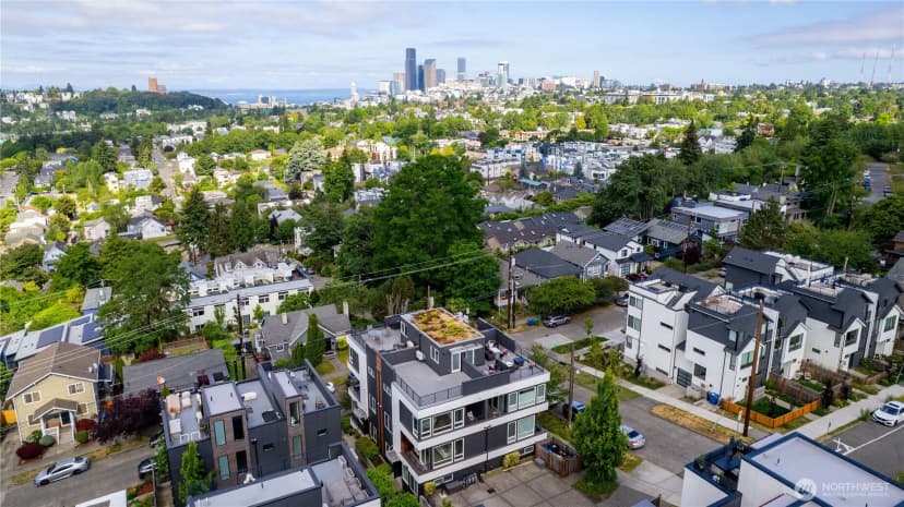 Property photo for 1302 30th Avenue S, Seattle photo 38