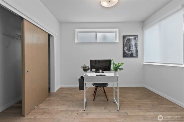 Property photo for 1302 30th Avenue S, Seattle photo 5
