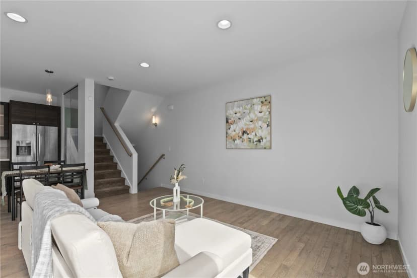 Property photo for 1302 30th Avenue S, Seattle photo 10