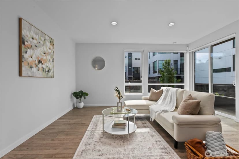 Property photo for 1302 30th Avenue S, Seattle photo 16