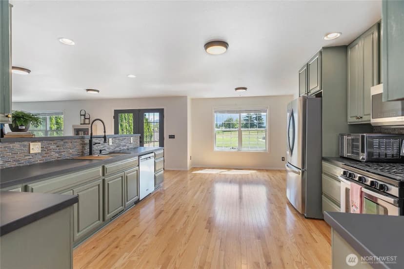Property photo for 1308 Birchwood Drive, Everson photo 11