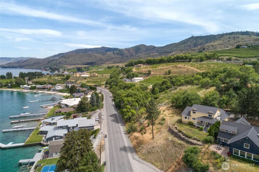 Property photo for 915 S Lakeshore Drive, Chelan photo 38
