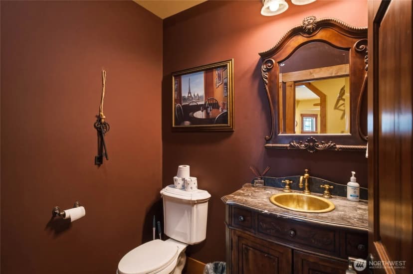 Property photo for 915 S Lakeshore Drive, Chelan photo 21