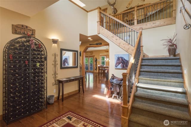 Property photo for 915 S Lakeshore Drive, Chelan photo 3