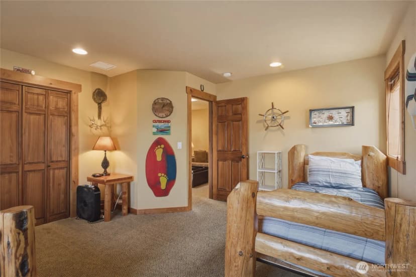 Property photo for 915 S Lakeshore Drive, Chelan photo 28