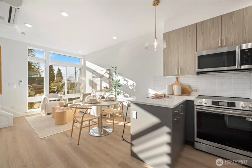 Property photo for 1208 A Nw 83rd Street, Seattle photo 4