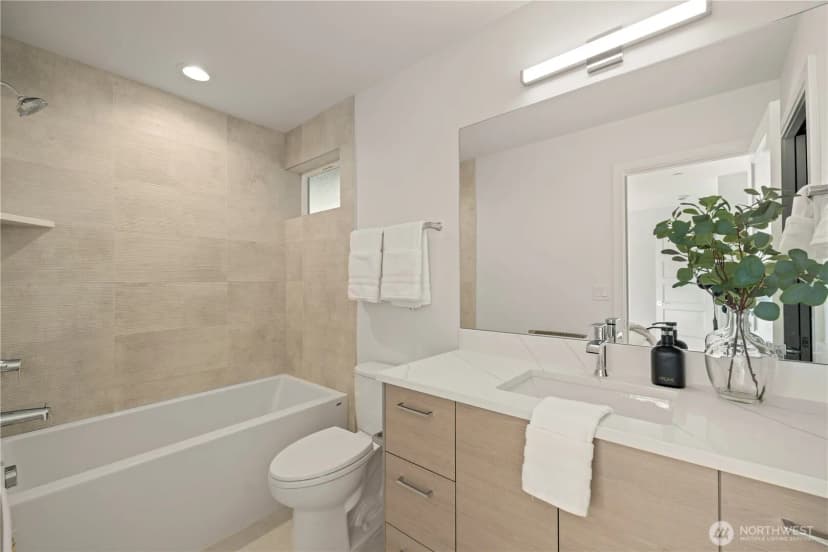 Property photo for 1208 A Nw 83rd Street, Seattle photo 19