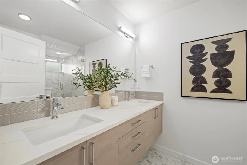 Property photo for 1208 A Nw 83rd Street, Seattle photo 15