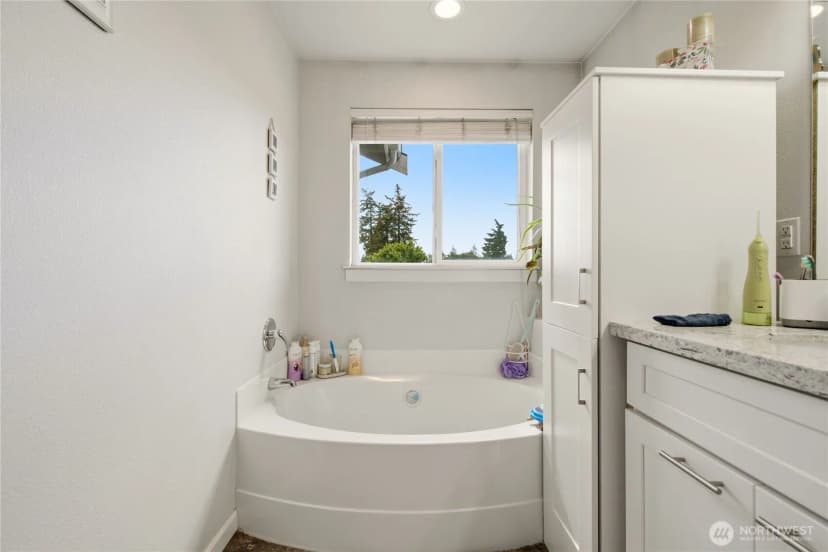 Property photo for 16521 A Street S, Spanaway photo 15