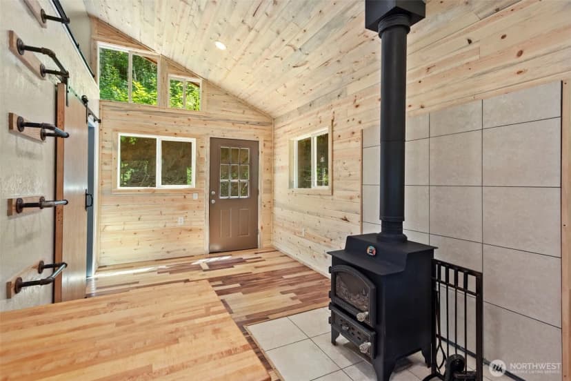 Property photo for 19005 Ne Buncombe Hollow Road, Woodland photo 11