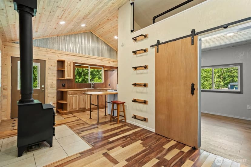 Property photo for 19005 Ne Buncombe Hollow Road, Woodland photo 13