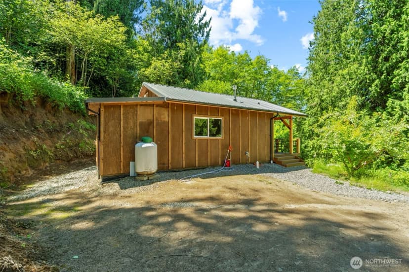 Property photo for 19005 Ne Buncombe Hollow Road, Woodland photo 5