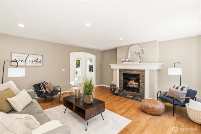 Property photo for 23511 S 243rd Place, Maple Valley photo 5