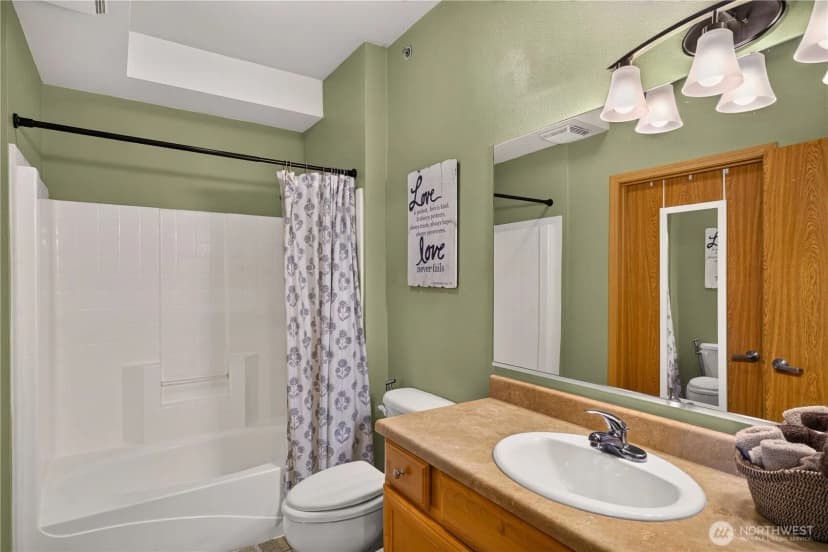 Property photo for 512 Darby Drive, Bellingham photo 10