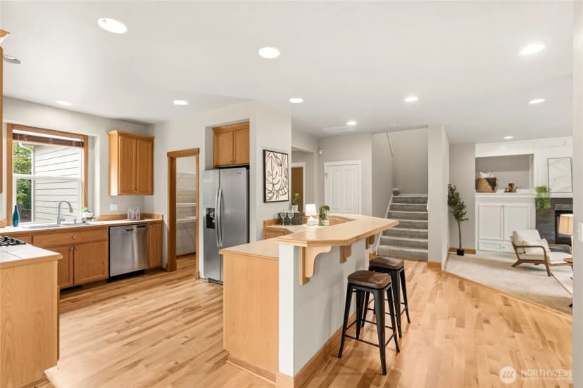 Property photo for 17123 Parkside Way Se, Renton photo 16
