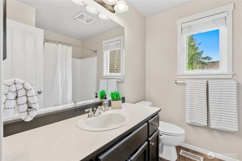 Property photo for 17123 Parkside Way Se, Renton photo 23