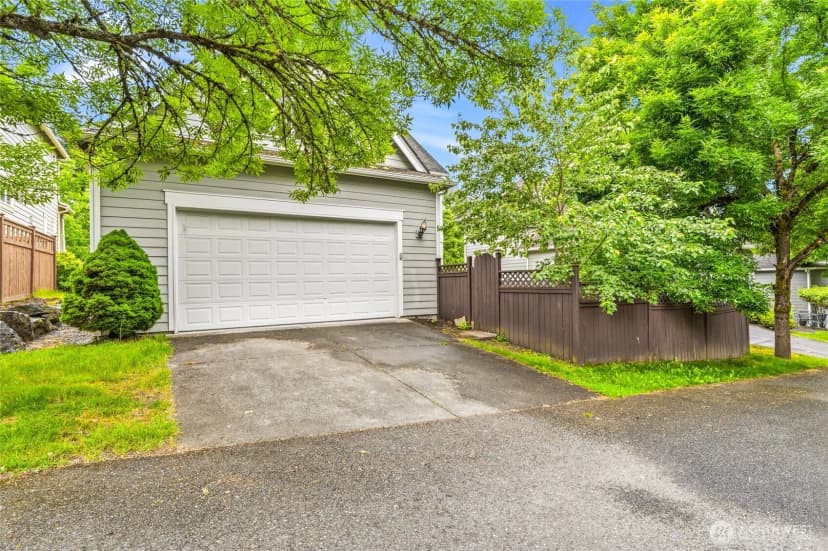 Property photo for 17123 Parkside Way Se, Renton photo 26