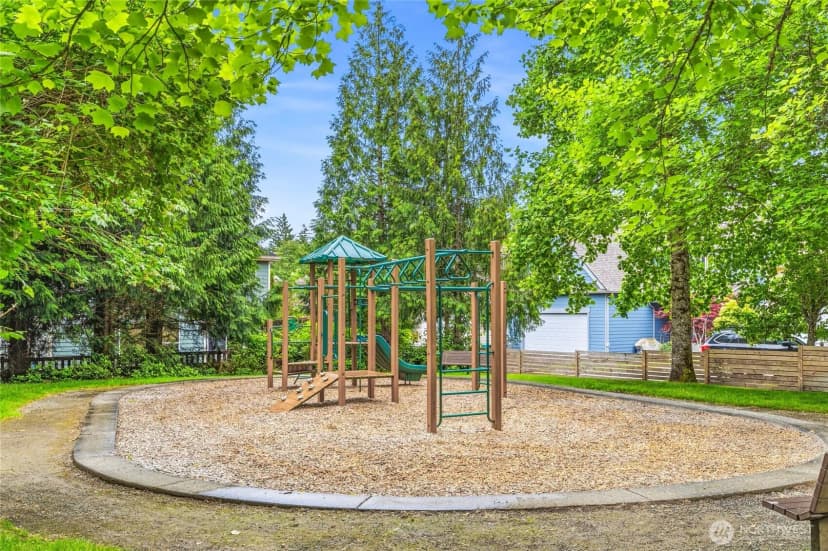 Property photo for 17123 Parkside Way Se, Renton photo 29