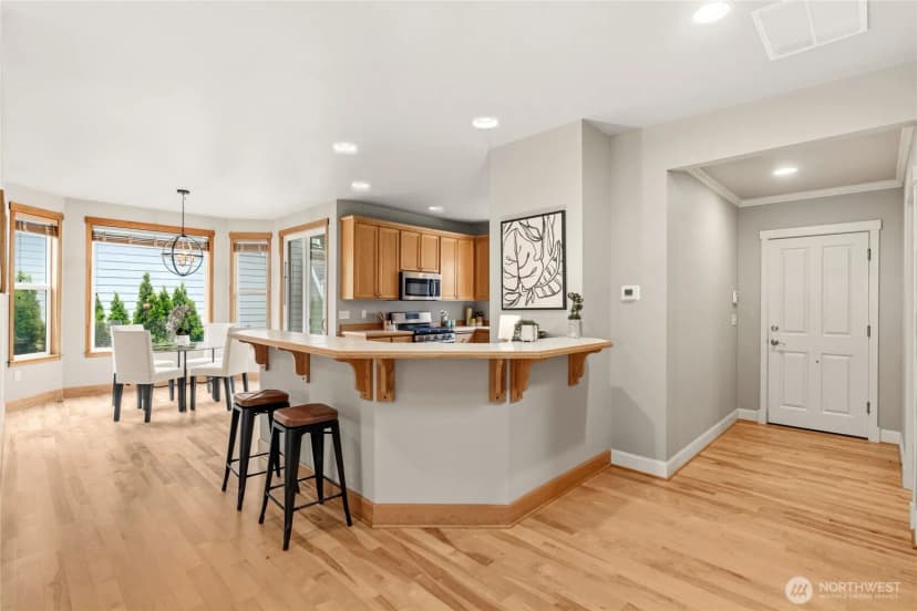 Property photo for 17123 Parkside Way Se, Renton photo 10
