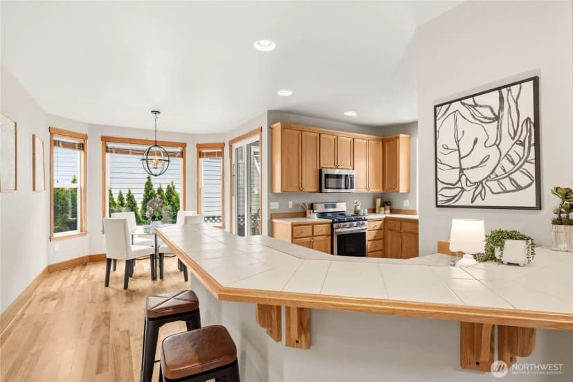 Property photo for 17123 Parkside Way Se, Renton photo 15