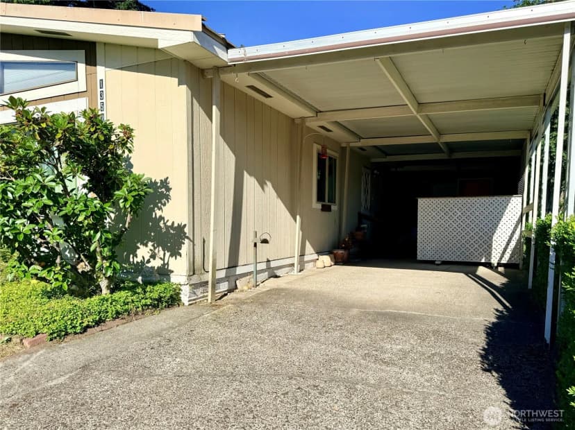 Property photo for 1352 Alonda Lane Ne, Olympia photo 16