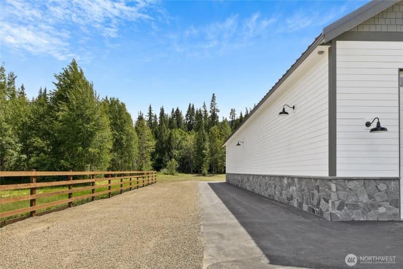 Property photo for 1631 Old Cedars Road, Cle Elum photo 25